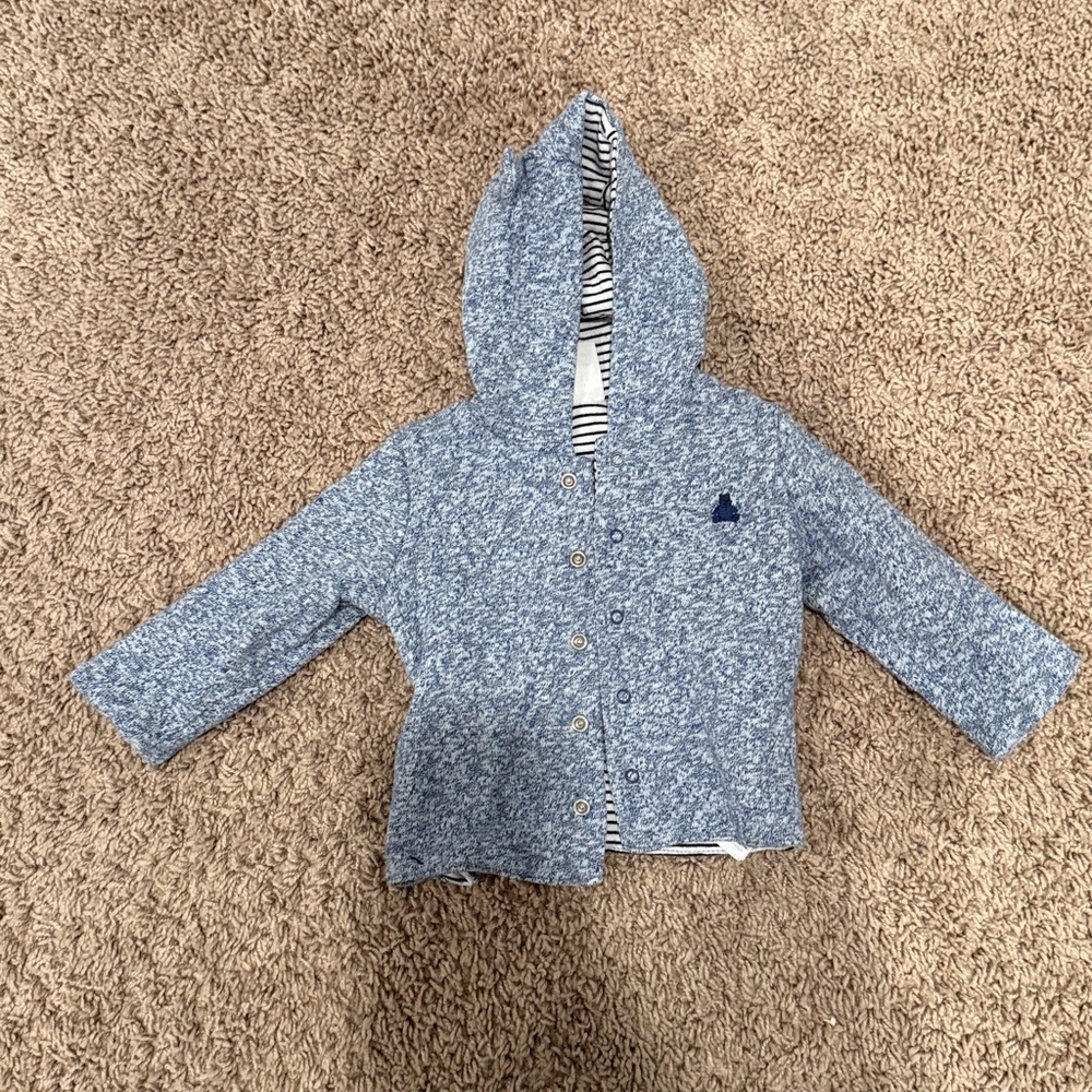 Reversible Gray Hooded Kids Shirt and Pants - Picture 4 of 9